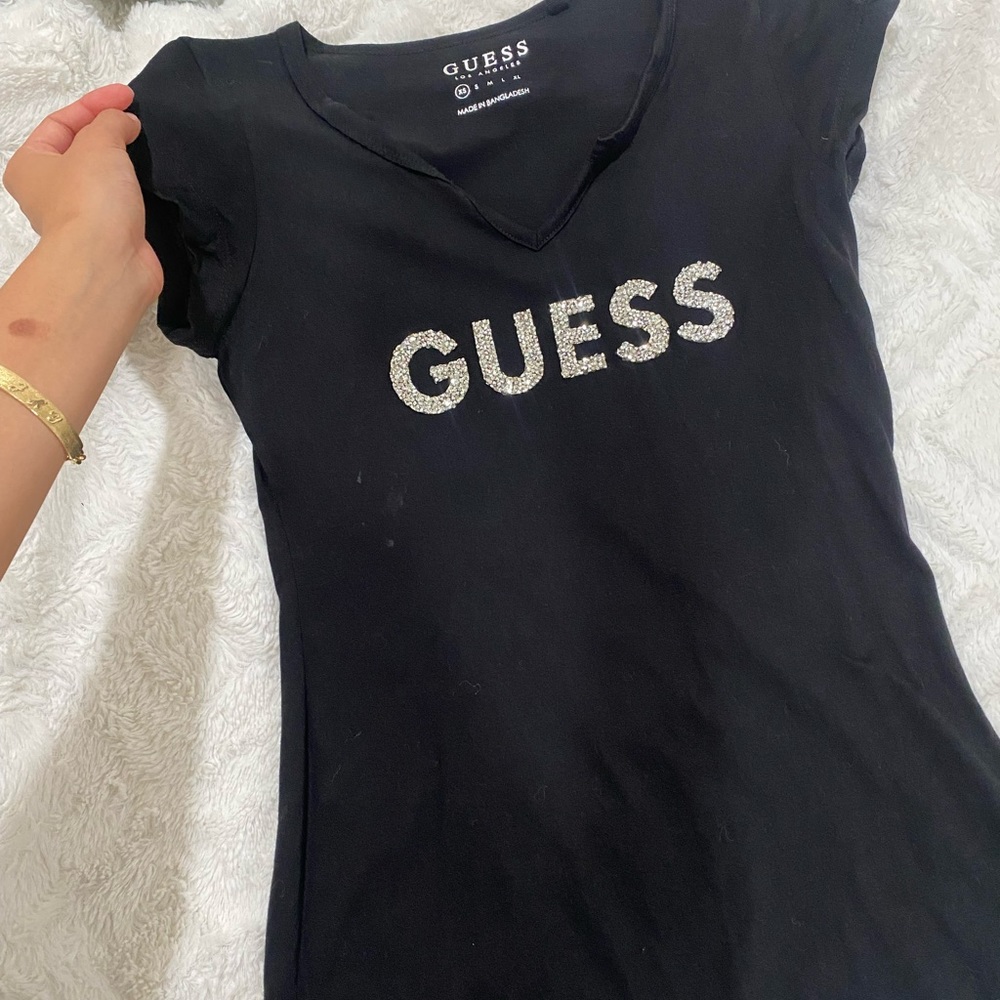 Guess t shirt